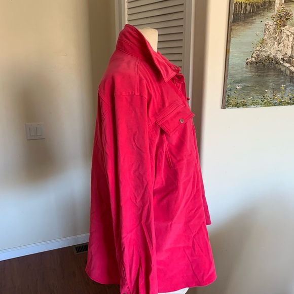 Pretty in pink ultra suede snap button blouse, in like new condition. - Picture 3 of 6